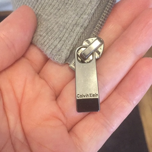 Calvin Klein cardigan - Picture 6 of 15